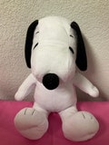 Charlie Brown’s ‘Snoopy” Dog Plush Animal Kohl’s Cares Nostalgic Toys Collectibles Gifts For Girls Mom Daughter Sister Him Boys Dad