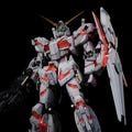 BANDAI MEGA Unicorn gundam 1/48 (17 inches tall ) with Led system painted & build In US